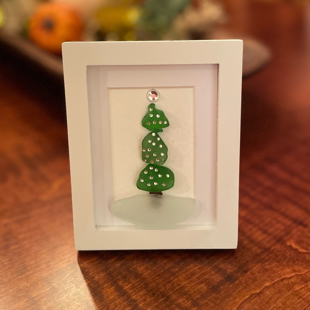 Christmas Tree Sea Glass Art 4.5”x3.5”  New